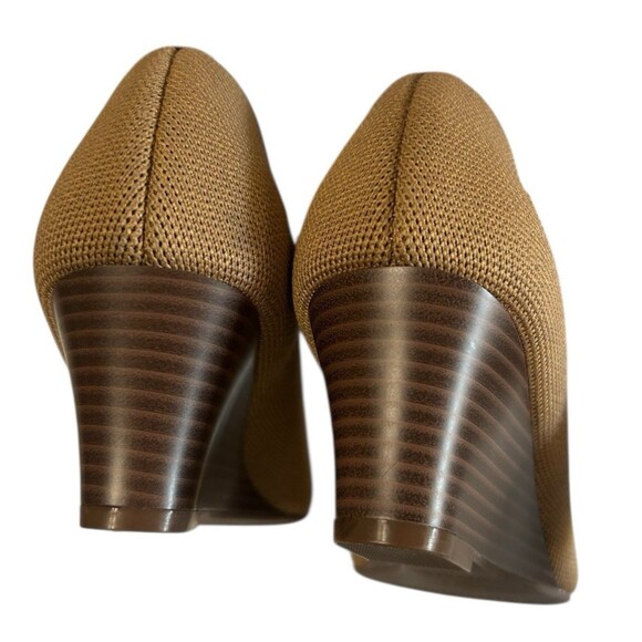 Vivaia Tamia Wedge Pro Tan Heel Almond Toe Diamond Padded Comfort EU 40 / US 9 - Picture 12 of 13